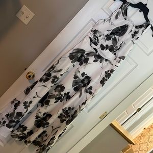 Long black and white dress NWT